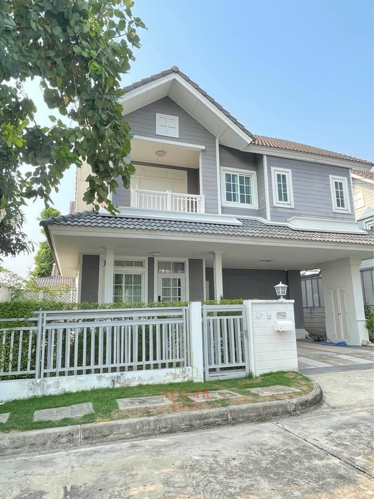 HouseNawamin, Ramindra : RH014426 For sale/rent, 2-story detached house, 3 bedrooms at Burasiri Panyaindra.
