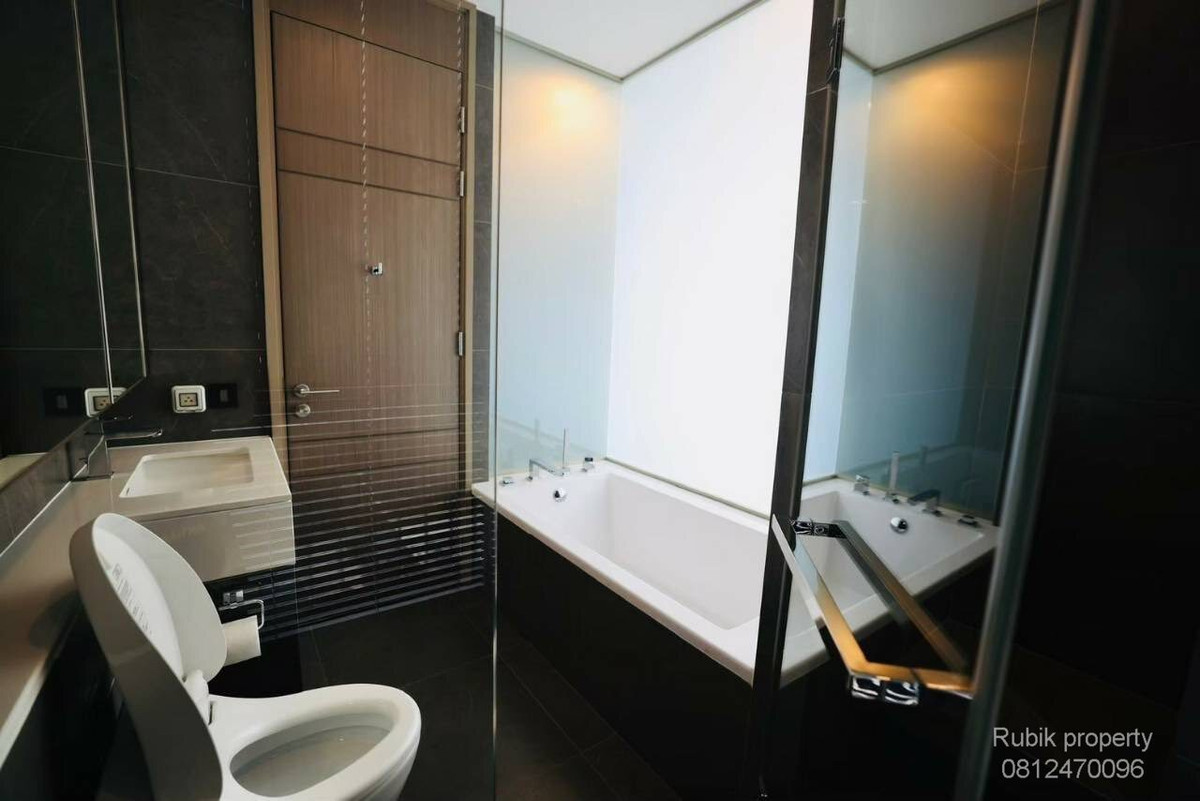 ให้เช่าคอนโดพระราม 9 เพชรบุรีตัดใหม่ RCA : ✨ ปล่อยเช่าคอนโดพรีเมียม | 🏙 คอนโดระดับ Luxury Residence ใจกลางอโศก–เพชรบุรี