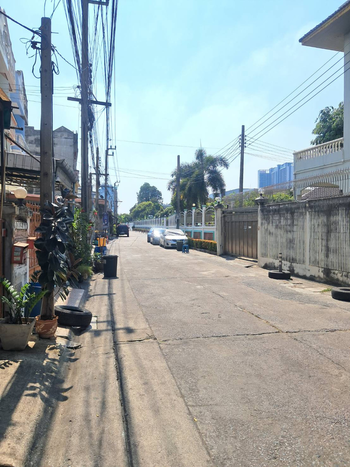 ขายทาวน์โฮมบางนา แบริ่ง ลาซาล : ทาวน์โฮม 3 ชั้น​ใกล้​#BTS​ เพียง500ม.ซ.ลาซาล1 พื้นที่ 17 ตร.ว 108 ตร.ม