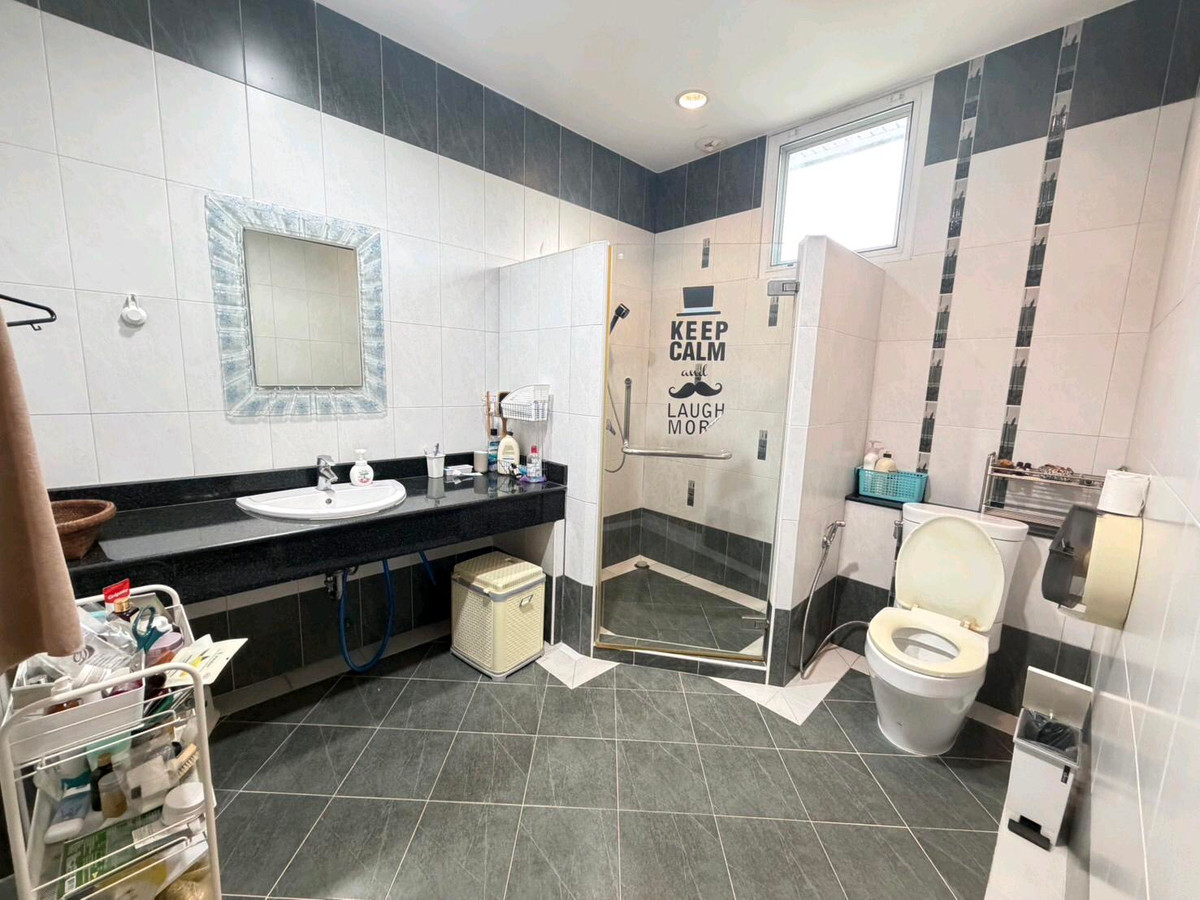 ขายบ้านเอกชัย บางบอน : บ้านเดี่ยวในโครงการ แกรนด์รอยัลนิศาชล สาทร