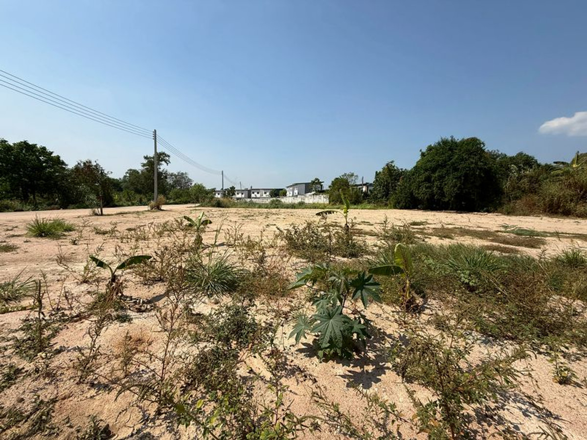 ขายที่ดินศรีราชา แหลมฉบัง บ้านบึง : ที่ดินเปล่า ศรีราชา โซนนาพร้าว ถนนกว้าง 8 เมตร ใกล้ J-Park มอเตอร์เวย์