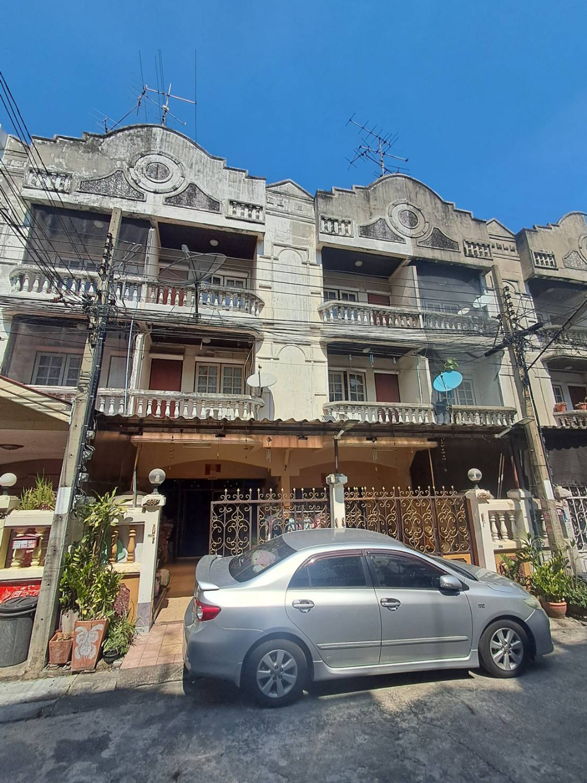 For SaleTownhomeBangna, Bearing, Lasalle : 3-story townhome near #BTS​ Only 500 m.s. Lasalle 1, area 17 sq m., 108 sq m.