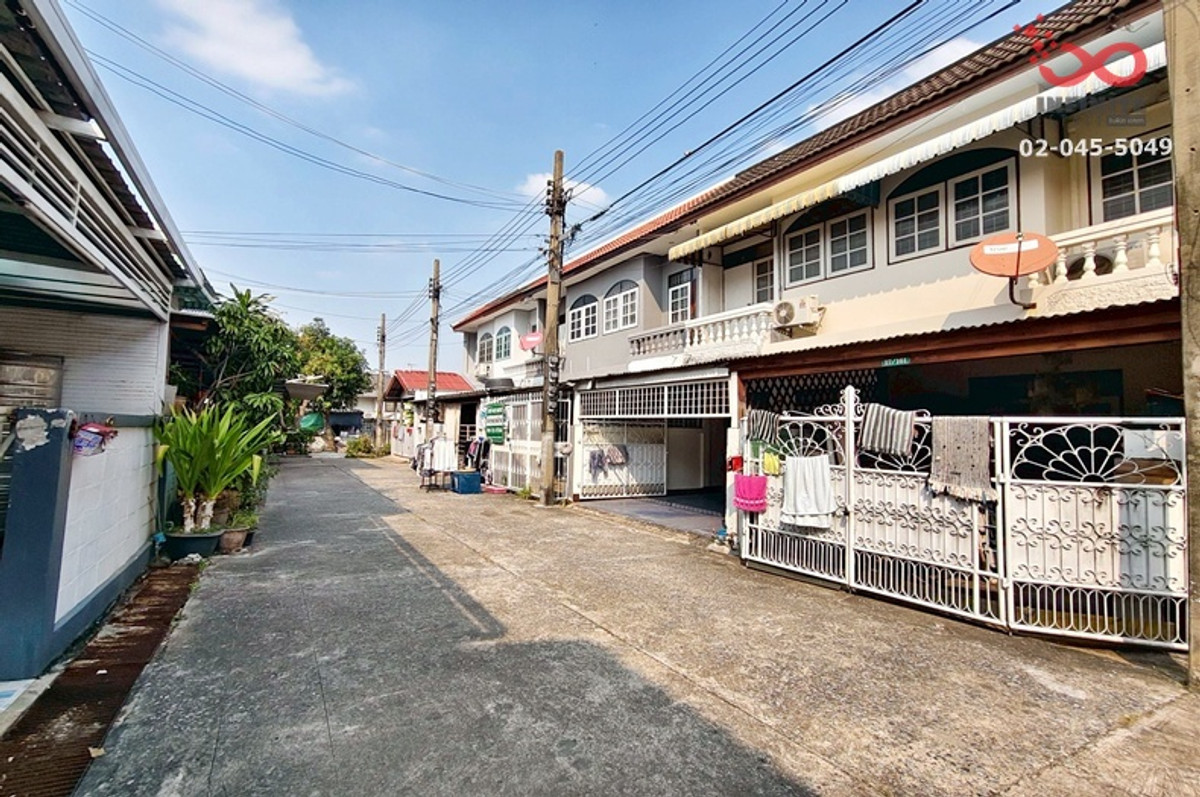 ขายทาวน์โฮมเกษตรศาสตร์ รัชโยธิน : ขายทาวน์เฮาส์ 2ชั้น 2คูหา 29 ตรว. รามอินทรา 43 ใกล้รถไฟฟ้า มัยลาภ 