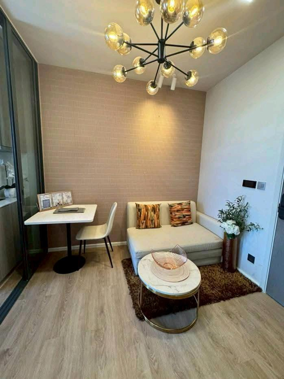 For RentCondoRamkhamhaeng, Hua Mak : Modiz Rhyme Ramkhamhaeng, ready to move in, near the BTS.