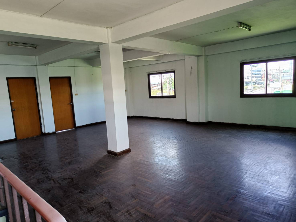 ขายอาคารพาณิชย์พัทยา บางแสน ชลบุรี สัตหีบ : อาคารพาณิชย์ 2 คูหา ติดถนนบายพาส ชลบุรี / 3 ชั้น (ขาย), Commercial building, 2 units, next to Bypass Road, Chonburi / 3-Storey (FOR SALE) YEAN088