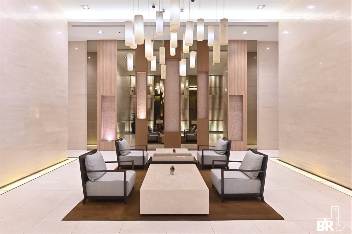 คอนโดสุขุมวิท อโศก ทองหล่อ : Siri Residence — Prime Sukhumvit 24 living, just minutes from BTS Phrom Phong 🏙️ ทำเลทองในซอยสุขุมวิท 24 ใกล้สถานีรถไฟฟ้า BTS พร้อมพงษ์ เพียงไม่กี่นาที! by Cholly