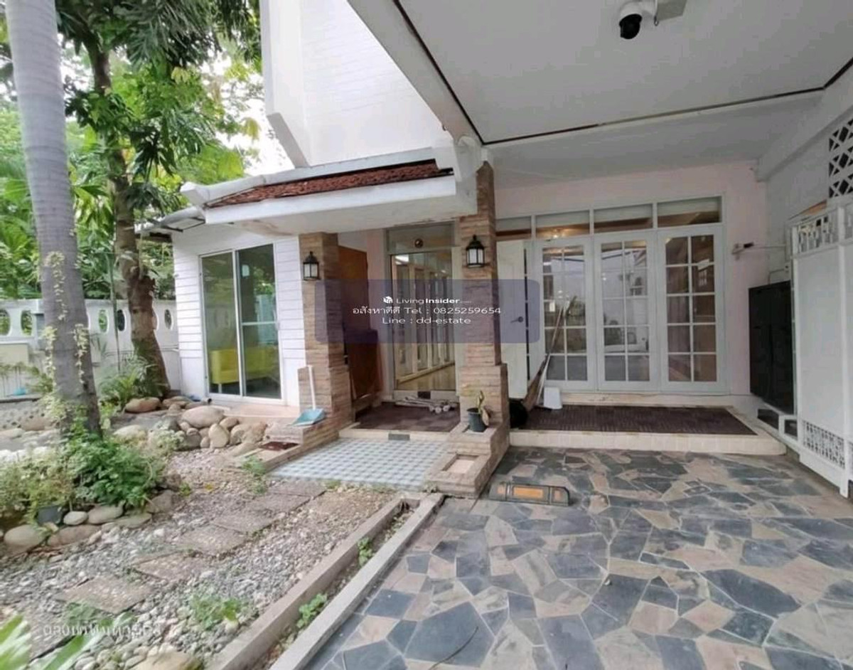 For RentHouseSukhumvit, Asoke, Thonglor : 🌺 Agent Post | House for rent Sukhumvit 68 🌺🏡 Corner house, good atmosphere, privacy, cute neighbors.💰 Rent only 30,000 baht/month