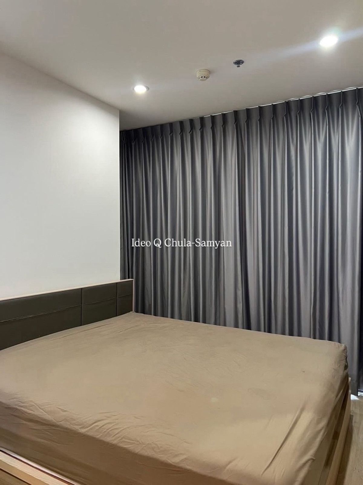 For RentCondoSiam Paragon ,Chulalongkorn,Samyan : ✨ For rent Ideo Q Chula - Samyan ✨💰 Rental price: 18,000 baht/month 💖 Studio size 22 sq m. 📞 Contact : Aomam (Agent) Tel./Line ID : 095-587-1692 WhatsApp : +66 95 587 1692
