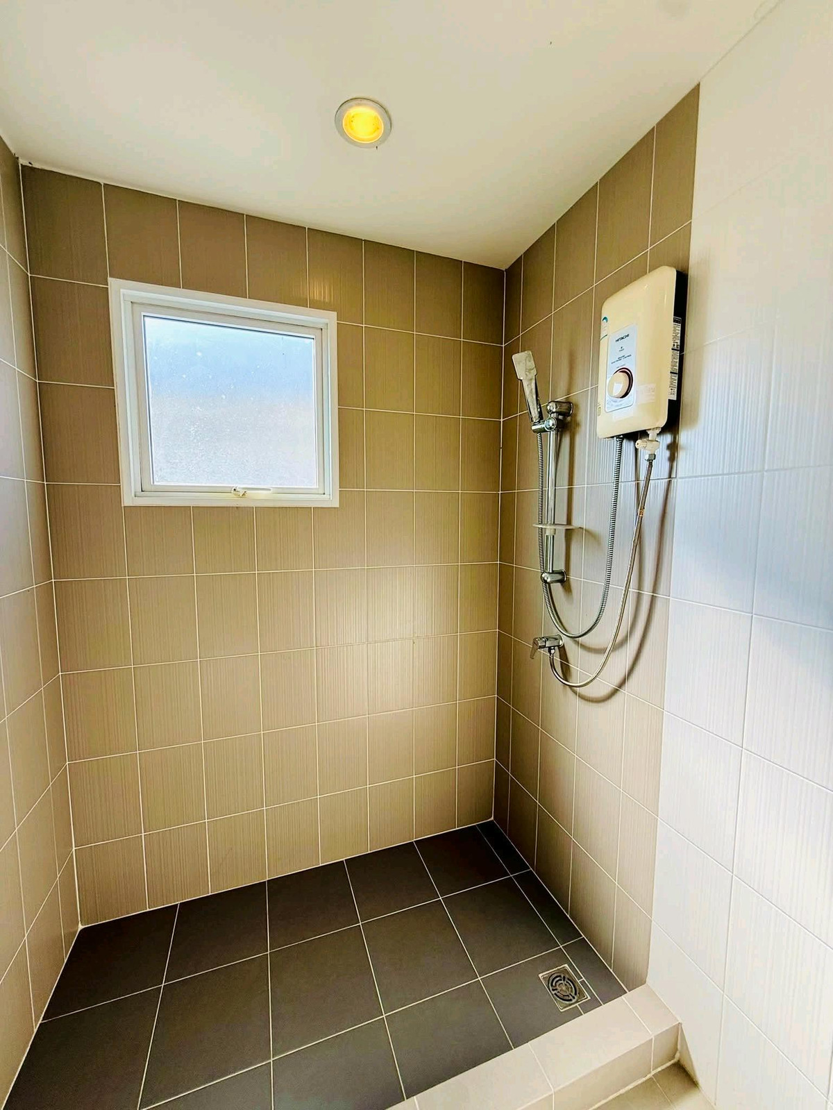 For RentHouseRathburana, Suksawat : ✨ Single house, new condition, close to the city, complete functions, suitable for living & Work From Home ✨  Vacant house, ready to move in.