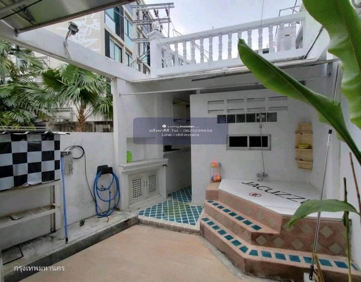For RentHouseSukhumvit, Asoke, Thonglor : 🌺 Agent Post | House for rent Sukhumvit 68 🌺🏡 Corner house, good atmosphere, privacy, cute neighbors.💰 Rent only 30,000 baht/month
