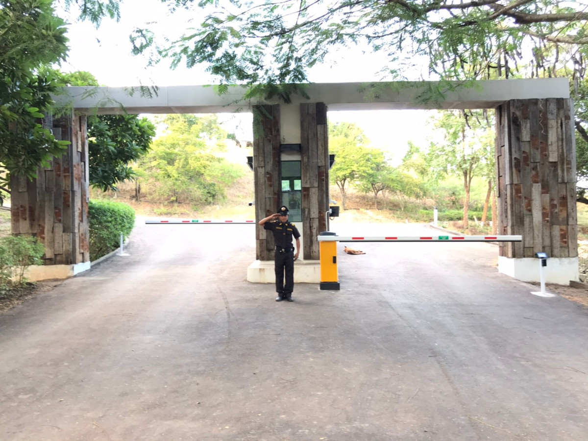 ขายที่ดินปากช่อง เขาใหญ่ : 🌿 Rare Item ขายที่ดินเขาใหญ่ ในโครงการ Khao Yai Hideaway วิวเขาซ้อนเขา เหมาะสร้าง Pool Villa เนื้อที่ 1 ไร่ 76 ตร.วา