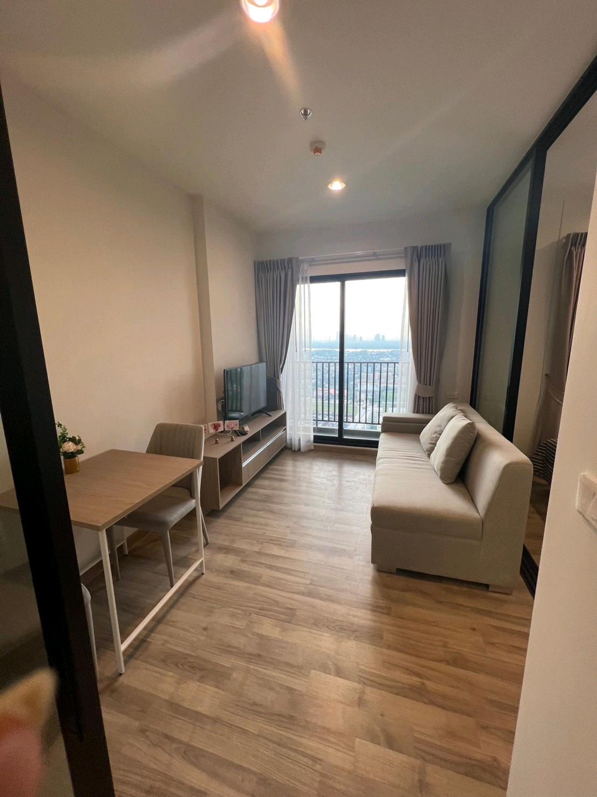 ให้เช่าคอนโดบางนา แบริ่ง ลาซาล : 🌈🌈🔥FOR Rent Condo Niche Mono Sukhumvit-Bearing  ให้เช่าคอนโด นิช โมโน สุขุมวิท แบริ่ง#BTSBearing #บีทีเอสแบริ่ง #NicheMonoSukhumvitBearing #นิชโมโนสุขุมวิทแบริ่ง #Bearing🚫 Minimum 1 year contract 🚫 Not Pet  Not Smoke ❌ ❌Not co-agent ❌❌.〽️RENT