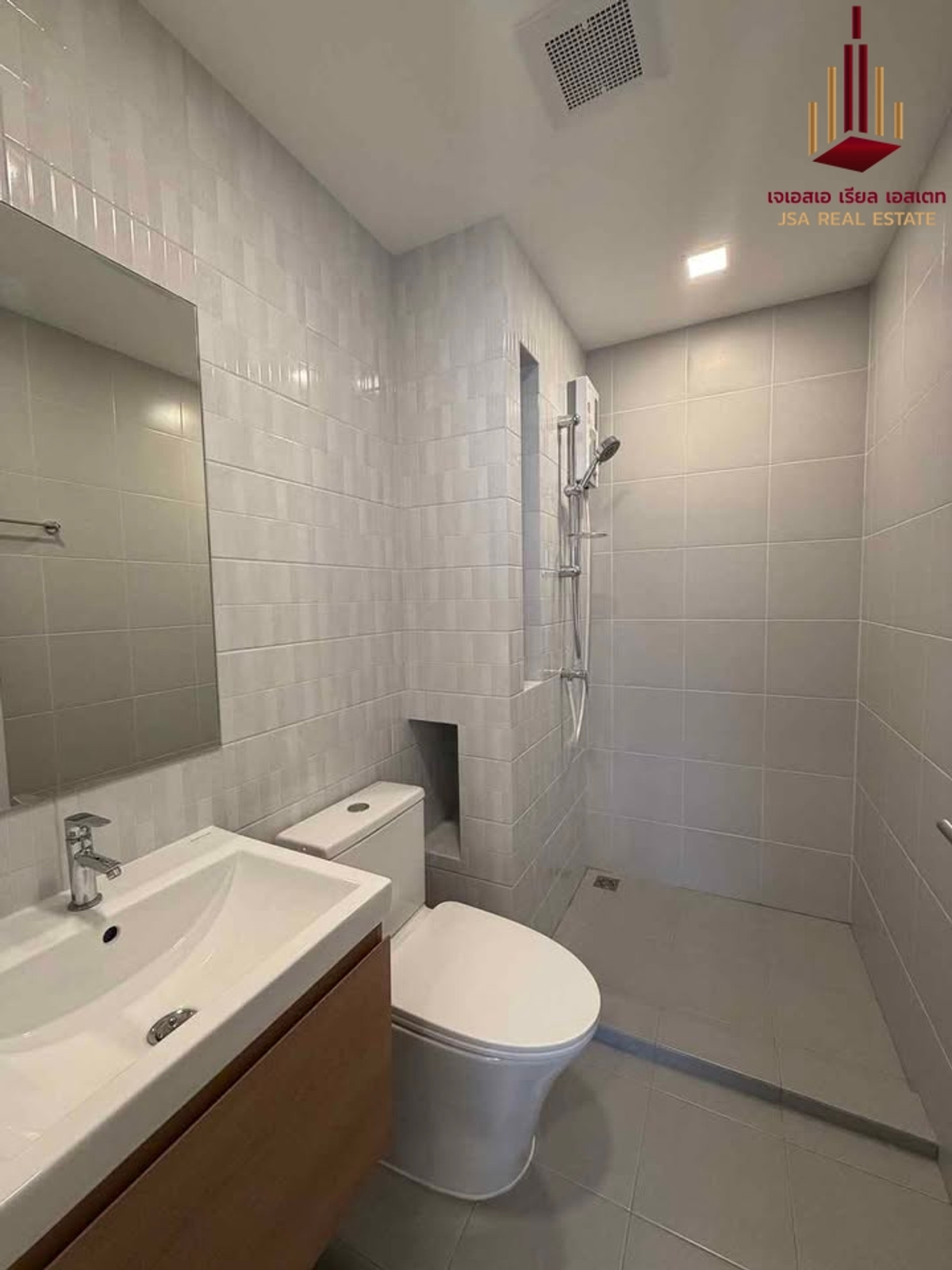 ให้เช่าคอนโดปิ่นเกล้า จรัญสนิทวงศ์ : ✨ For Rent: Chapter One Spark Charan Condo ✨ 💰 Only 12,000 THB/month