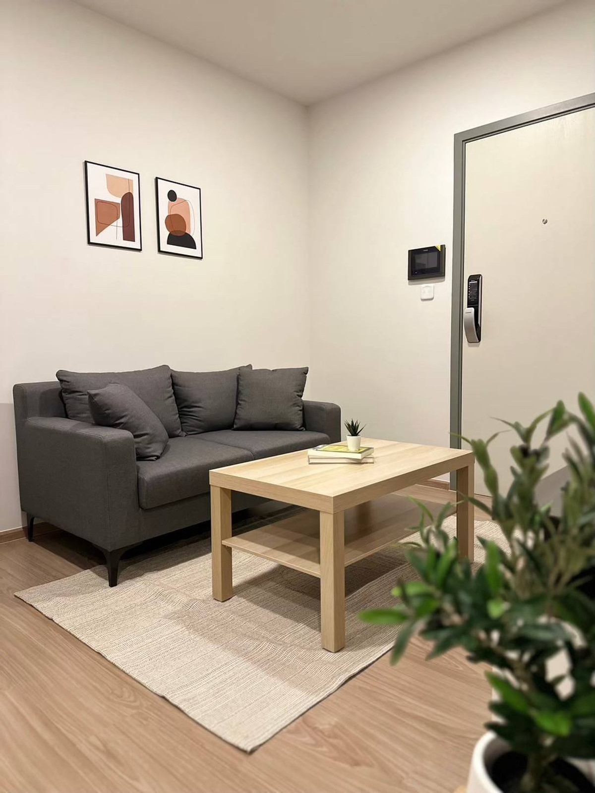 For RentCondoPinklao, Charansanitwong : 🔹Condo for Rent | Chewathai PinKlao | 29 Sq.m | 1 Bed - 1 Bath | 16,000 thb.