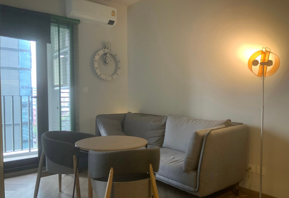 คอนโดสยาม จุฬา สามย่าน : เช่า แชปเตอร์ จุฬา - สามย่าน สวย ถูก ทำเลดี ใกล้ MRT สามย่าน สนใจแอตไลน์ครับ@841qqlnr