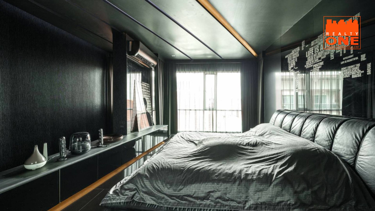 ขายทาวน์โฮมเกษตร นวมินทร์ ลาดปลาเค้า : ขายด่วน Rare Item! The iBox เกษตร-นวมินทร์ พื้นที่ 42 ตร.ว. ทาวน์โฮมหลังมุม ใหญ่เท่าบ้านเดี่ยว ตกแต่งหรู พร้อมอยู่ทันที!