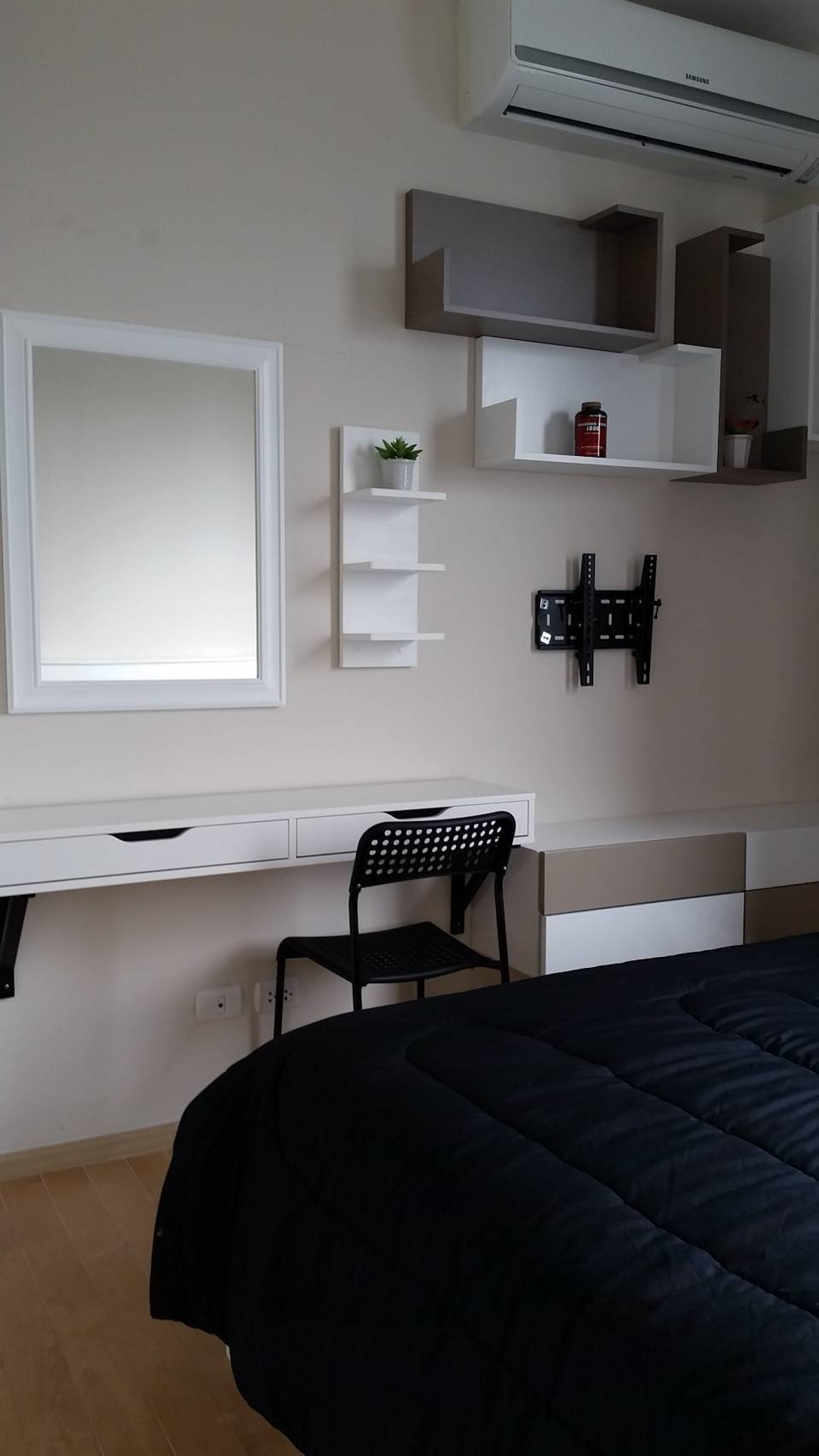 ให้เช่าคอนโดพระราม 9 เพชรบุรีตัดใหม่ RCA : ให้เช่าคอนโดวิลล่า อโศก ตกแต่งครบครัน (S15-33679)