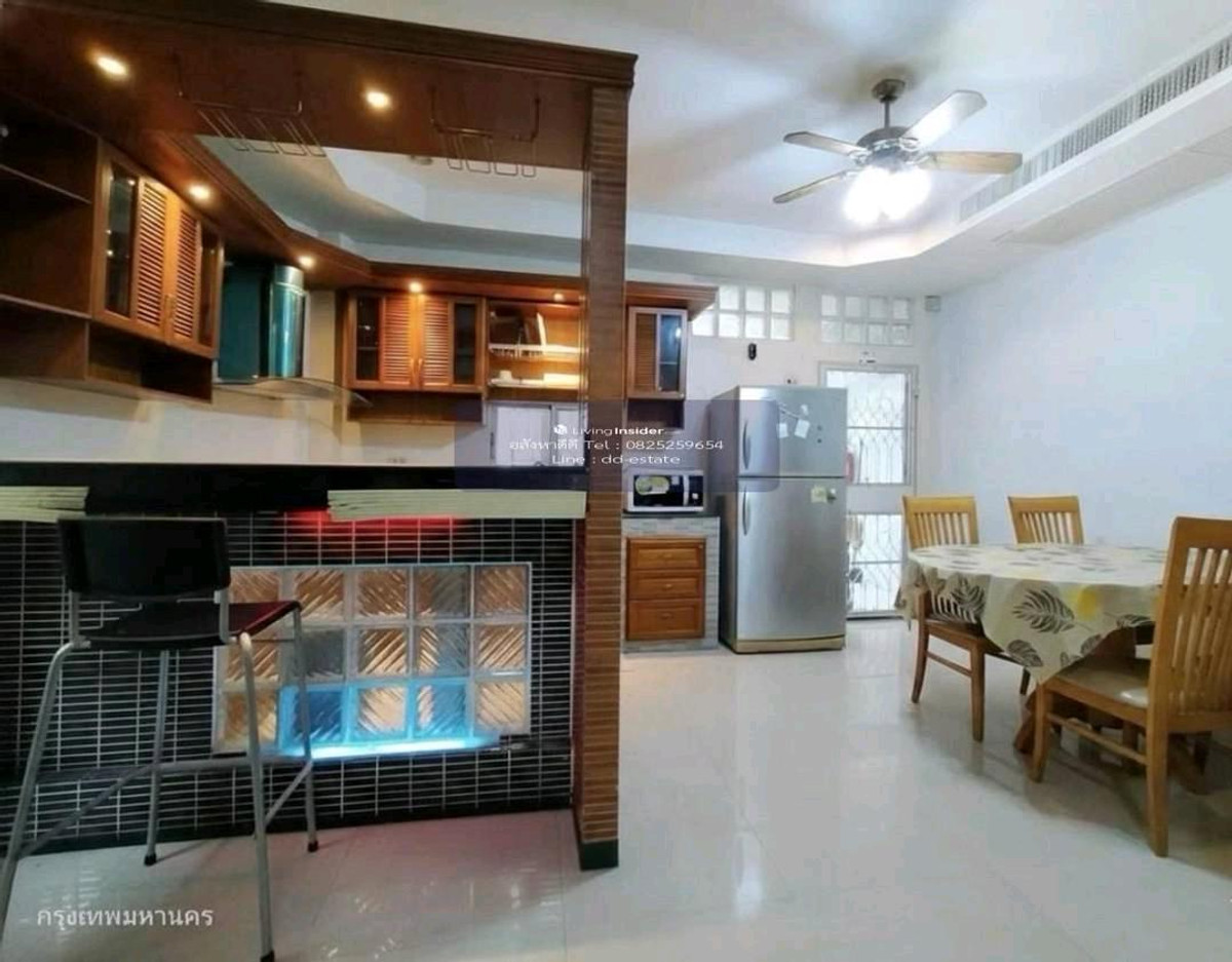 For RentHouseSukhumvit, Asoke, Thonglor : 🌺 Agent Post | House for rent Sukhumvit 68 🌺🏡 Corner house, good atmosphere, privacy, cute neighbors.💰 Rent only 30,000 baht/month