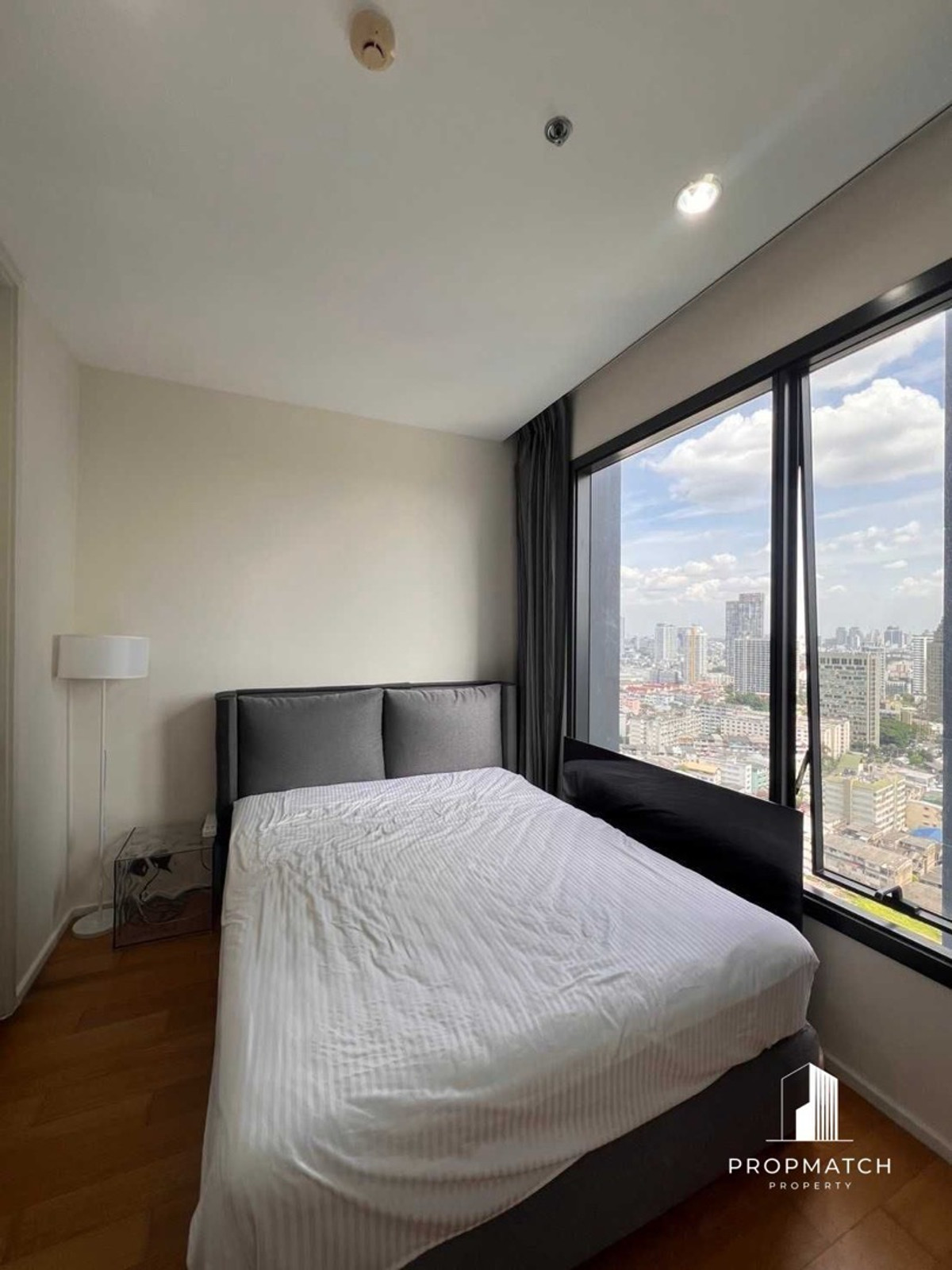 ขายคอนโดลาดพร้าว เซ็นทรัลลาดพร้าว : ⚡️Hot Deal⚡️M Ladprao คอนโดตรงข้ามเซ็นทรัล ติดBTSห้าแยกลาดพร้าว ใกล้MRT พื้นที่ 30ตร.ม. เพียง 4,100,000.- 📲092-6289149