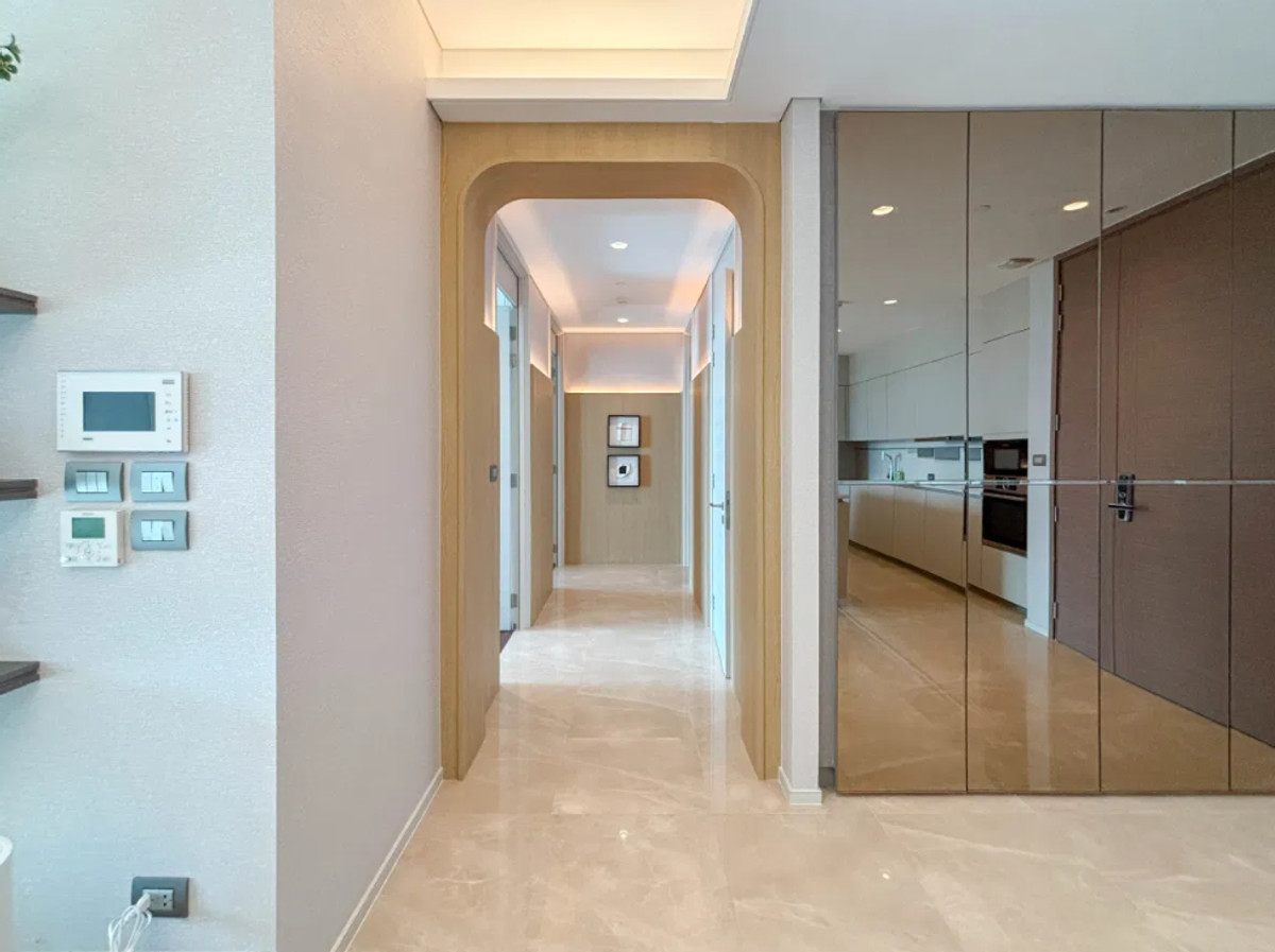 For RentCondoWitthayu, Chidlom, Langsuan, Ploenchit : The Residences At Sindhorn Kempinski 140 sq.m. 中 日 Please add LINE ID @806qphgn o8415o5483