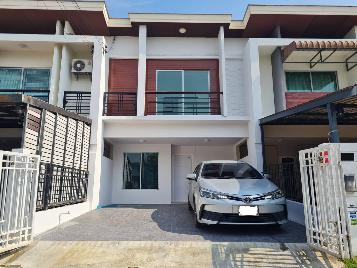 ขายทาวน์โฮมสมุทรปราการ สำโรง : 21ตรว 3นอน2น้ำ2จอด ทาวน์โฮม 2 ชั้น พฤกษาทาวน์ เน็กซ์ ลอฟท์ บางนา กม5 