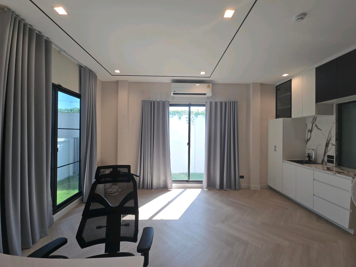 บ้านบางนา แบริ่ง ลาซาล : ขาย/เช่า บ้านเดี่ยว Bangkok Boulevard บางนา กม. 5 แต่งครบ พร้อมอยู่