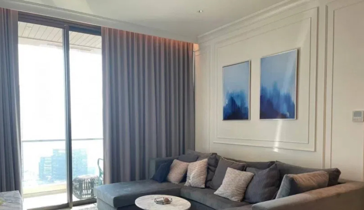 For RentCondoWitthayu, Chidlom, Langsuan, Ploenchit : Sindhorn Residence 111 sq.m. Please add LINE ID @806qphgn o8415o5483