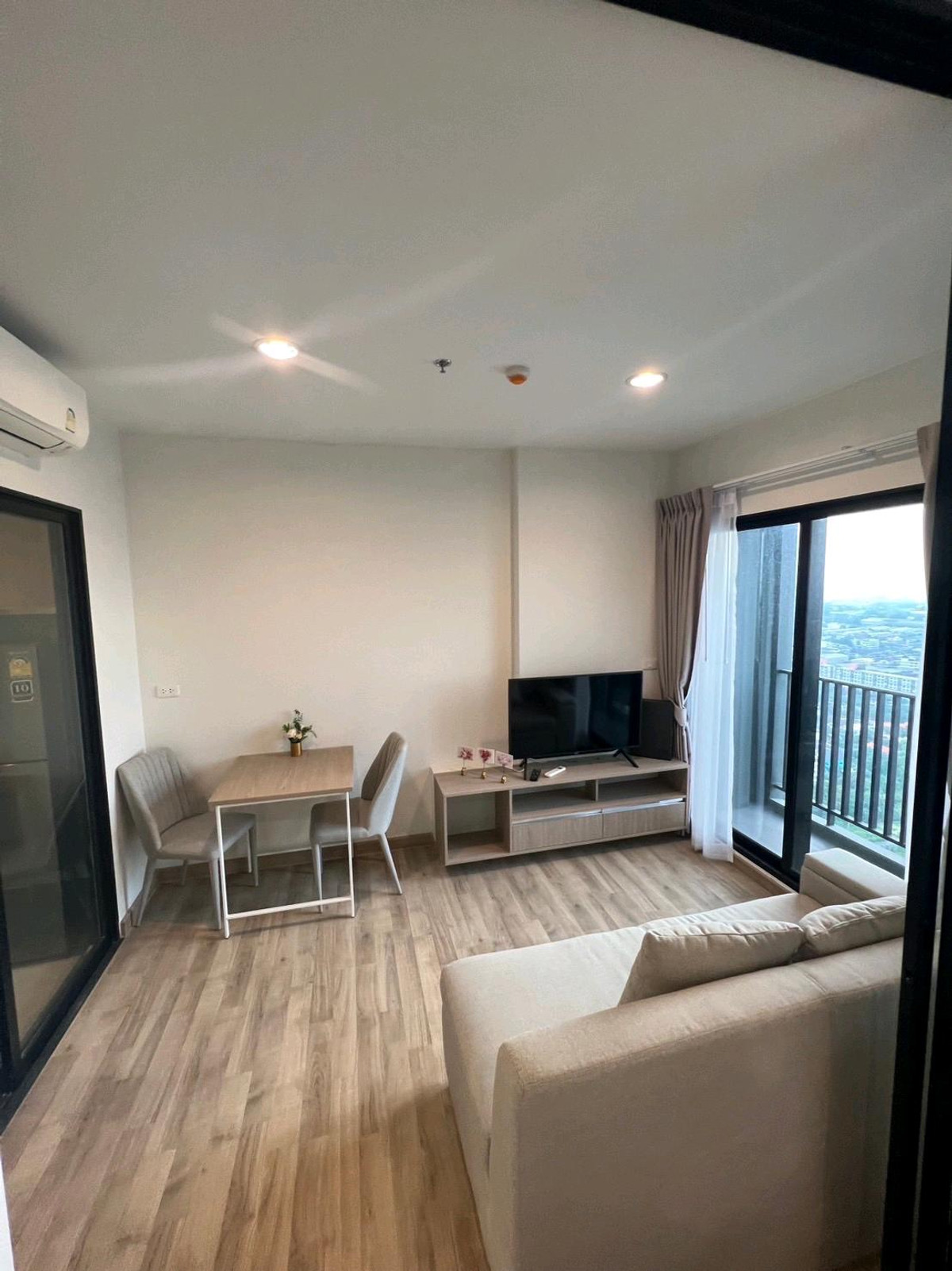 ให้เช่าคอนโดบางนา แบริ่ง ลาซาล : 🌈🌈🔥FOR Rent Condo Niche Mono Sukhumvit-Bearing  ให้เช่าคอนโด นิช โมโน สุขุมวิท แบริ่ง#BTSBearing #บีทีเอสแบริ่ง #NicheMonoSukhumvitBearing #นิชโมโนสุขุมวิทแบริ่ง #Bearing🚫 Minimum 1 year contract 🚫 Not Pet  Not Smoke ❌ ❌Not co-agent ❌❌.〽️RENT