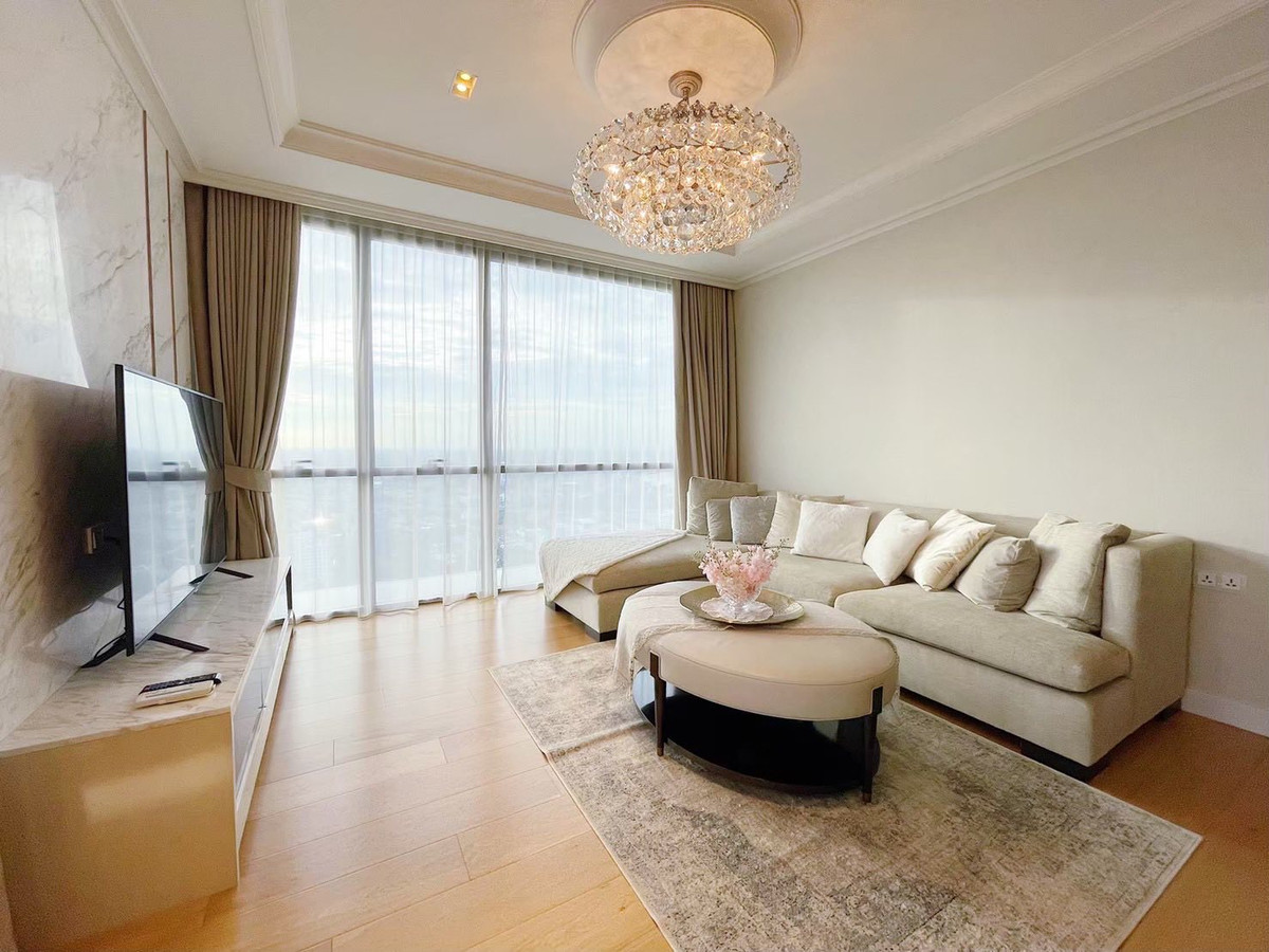 ขายคอนโดบางซื่อ วงศ์สว่าง เตาปูน : ขาย Ultra-Luxury Penthouse 333 Riverside Condominium