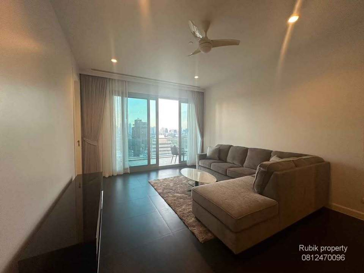 For RentCondoWitthayu, Chidlom, Langsuan, Ploenchit : 🔥 HOT DEAL in the heart of Ratchadamri | 185 Rajadamri | 3 Bed, large room 156 sq m, reduced to 140K RB1612 🏙 Big room, hard to find in the heart of the CBD