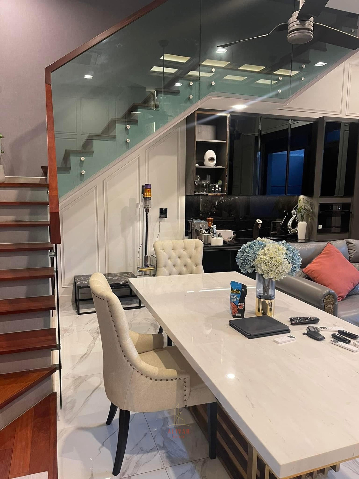 For RentTownhomeLadprao, Central Ladprao : RH014326 Townhome for rent, 3.5 floors at THE EIGHT Chatuchak-Ratchada Near BTS MRT Lat Phrao.