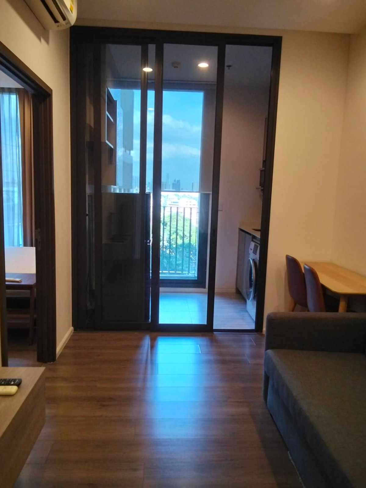 ให้เช่าคอนโดอ่อนนุช อุดมสุข : ✨Condo for Rent : Whizdom Essence ((AP-02)) ( line : @condo91 )