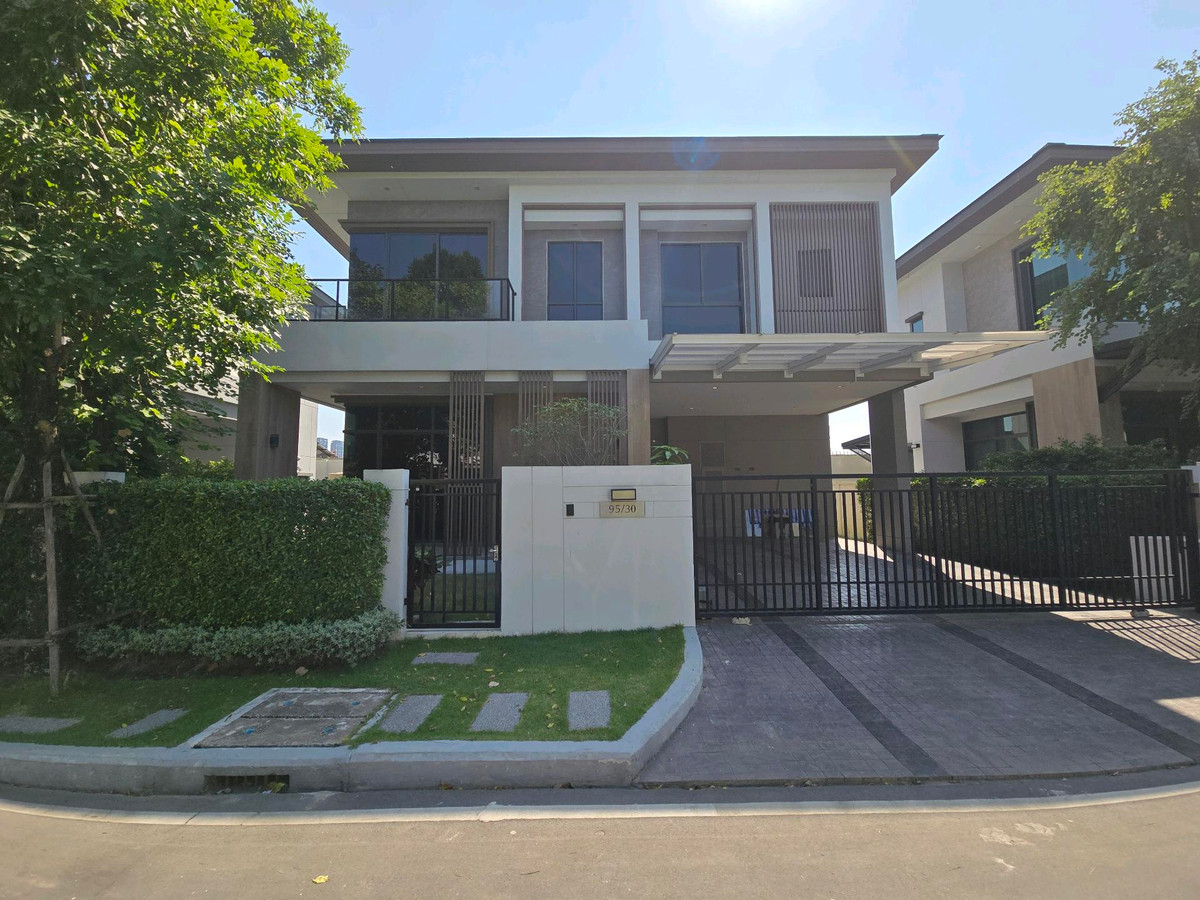 HouseBangna, Bearing, Lasalle : For sale/rent single house Bangkok Boulevard Bangna Km. 5, fully furnished, ready to move in.
