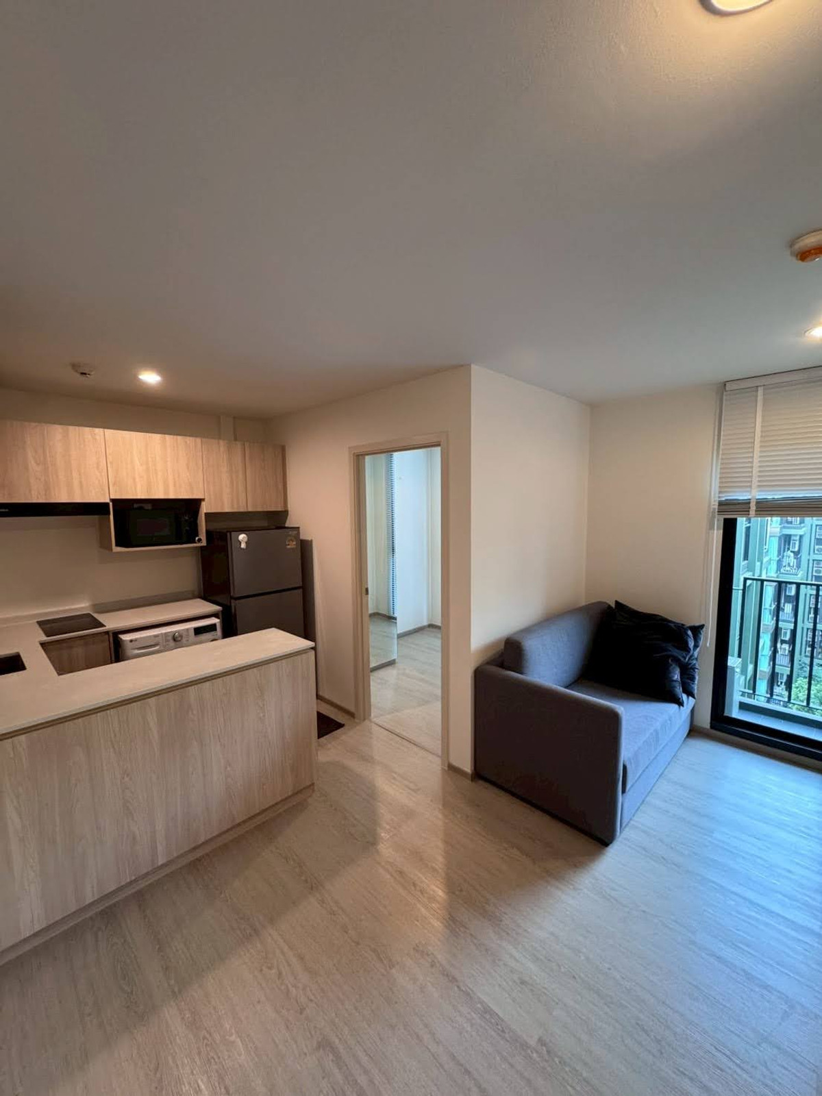 คอนโดพัฒนาการ ศรีนครินทร์ : PFD-07894  คอนโดให้เช่า Nue Z-Square Suan Luang Station (นิว ซี-สแควร์ สวนหลวง สเตชั่น) ใกล้ Seacon Square / ARL หัวหมาก / รถไฟฟ้าสายสีเหลือง