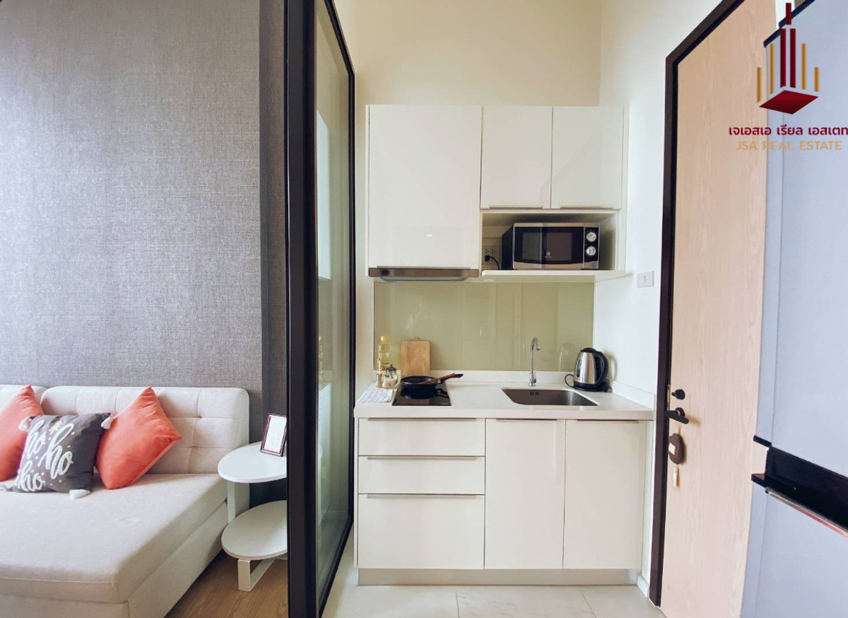 For SaleCondoRama9, Petchburi, RCA : ✨ For Sale: Chewathai Residence Asoke Condo ✨ 💰 Only 4,100,000 THB, best price, much cheaper than welcoming the project launch. Full view of the garden. There is a room ready to make an appointment to view. If interested, contact Mr. James Mar.