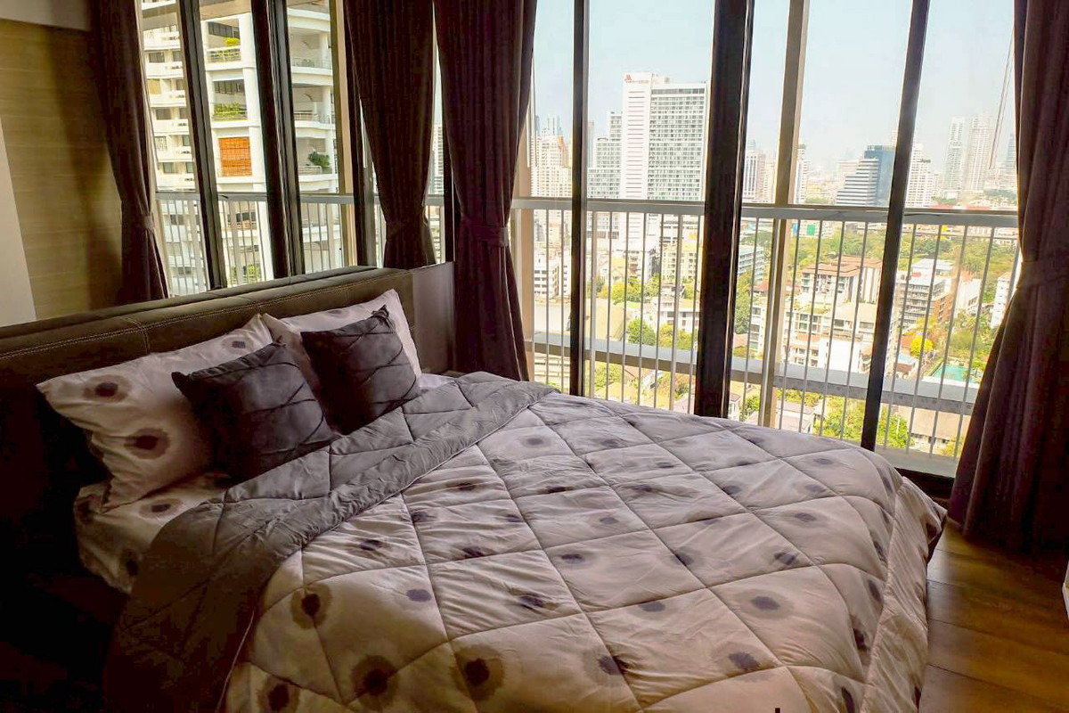 ให้เช่าคอนโดสุขุมวิท อโศก ทองหล่อ : ให้เช่า Park 24 พร้อมเฟอร์นิเจอร์ วิวสวยไม่โดนบัง (ใกล้ BTS พร้อมพงษ์,ดิเอ็มโพเรียม,อุทยานเบญจสิริ,เอ็มสเฟียร์,ดิเอ็มควอเทียร์,K วิลเลจ)