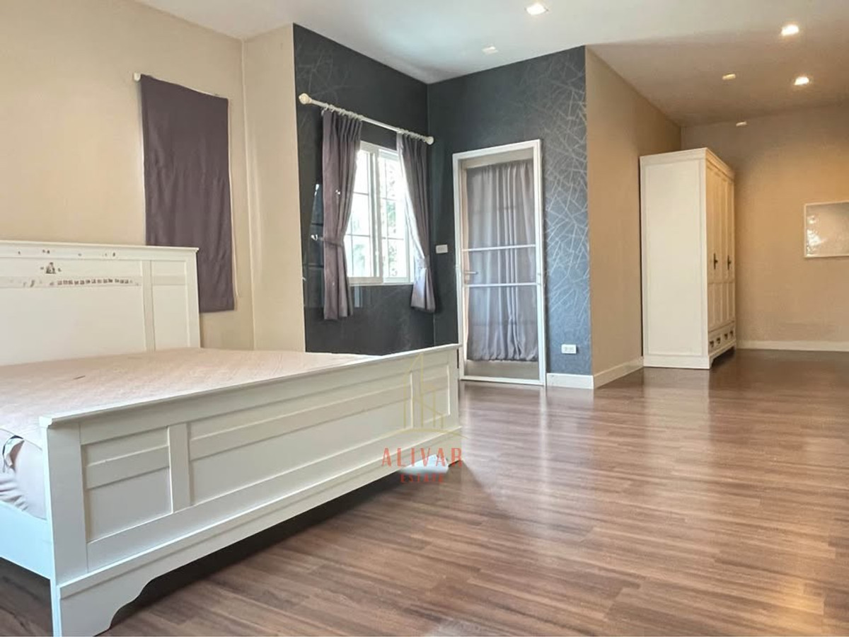 HouseNawamin, Ramindra : RH014426 For sale/rent, 2-story detached house, 3 bedrooms at Burasiri Panyaindra.