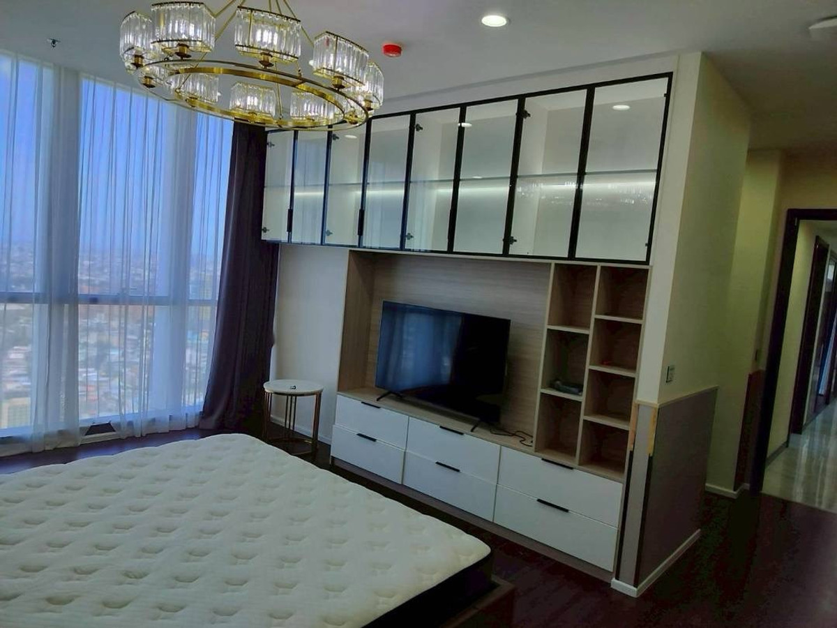 ให้เช่าคอนโดอ่อนนุช อุดมสุข : 🏙 Penthouse หรูให้เช่า | Whizdom Inspire สุขุมวิท 101/1ชั้น 46 • พื้นที่ 240 ตร.ม. • วิวแม่น้ำสวย4 ห้องนอน | 4 ห้องน้ำ | ห้องแม่บ้านLiving Room ใหญ่ + ห้องอเนกประสงค์📍 500 ม. จาก BTS ปุณณวิถีติดห้าง True Digital Park