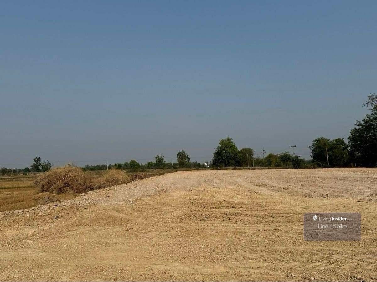 For SaleLandSukhothai : Land for sale, Ban Kluai Subdistrict
Sukhothai Province, next to the road, 10 minutes from Big C.