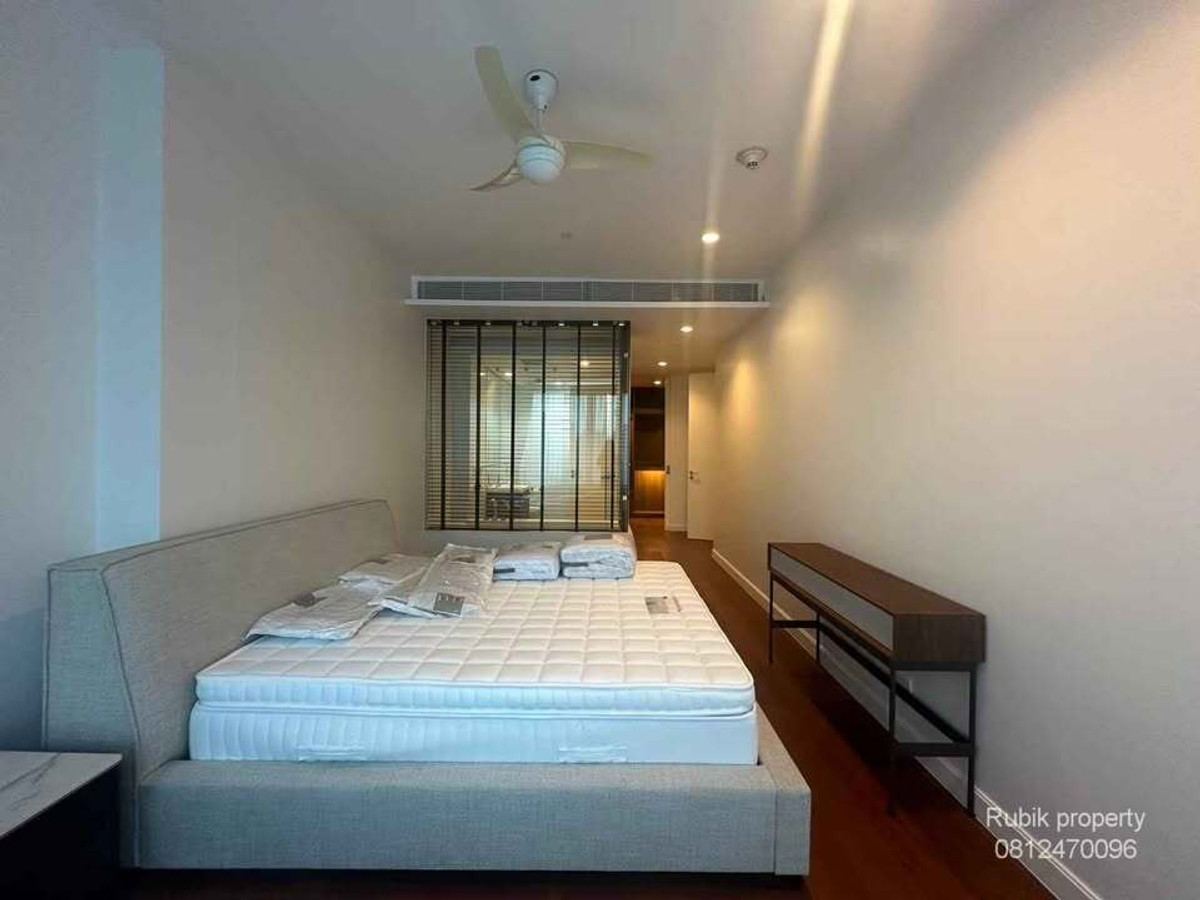 For RentCondoWitthayu, Chidlom, Langsuan, Ploenchit : 🔥 HOT DEAL in the heart of Ratchadamri | 185 Rajadamri | 3 Bed, large room 156 sq m, reduced to 140K RB1612 🏙 Big room, hard to find in the heart of the CBD