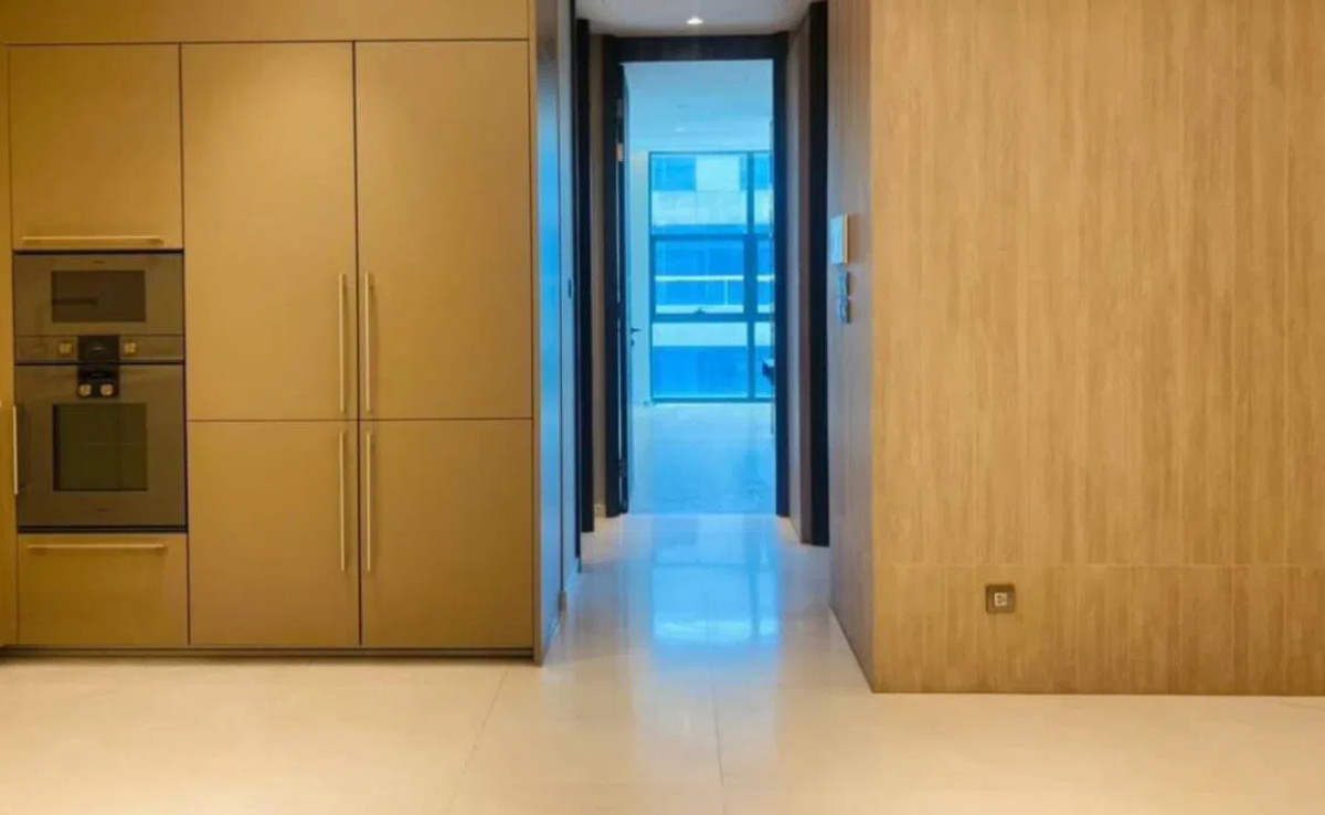 For RentCondoWitthayu, Chidlom, Langsuan, Ploenchit : Sindhorn Tonson 106 sqm. Please add LINE ID @806qphgn o8415o5483