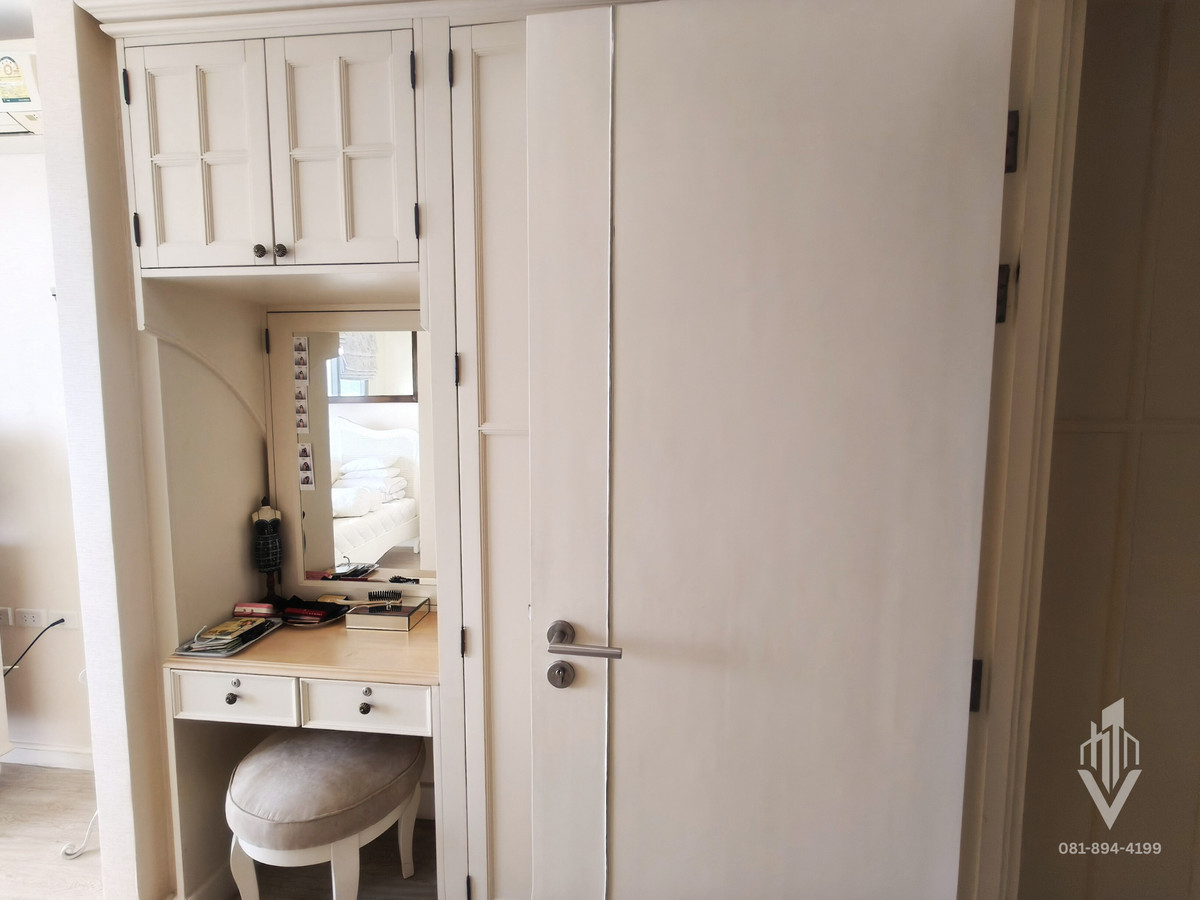 For SaleCondoRama3 (Riverside),Satupadit : 🏙️ BEST DEAL! Luxury Riverfront Living at Star View Rama 3 🌊