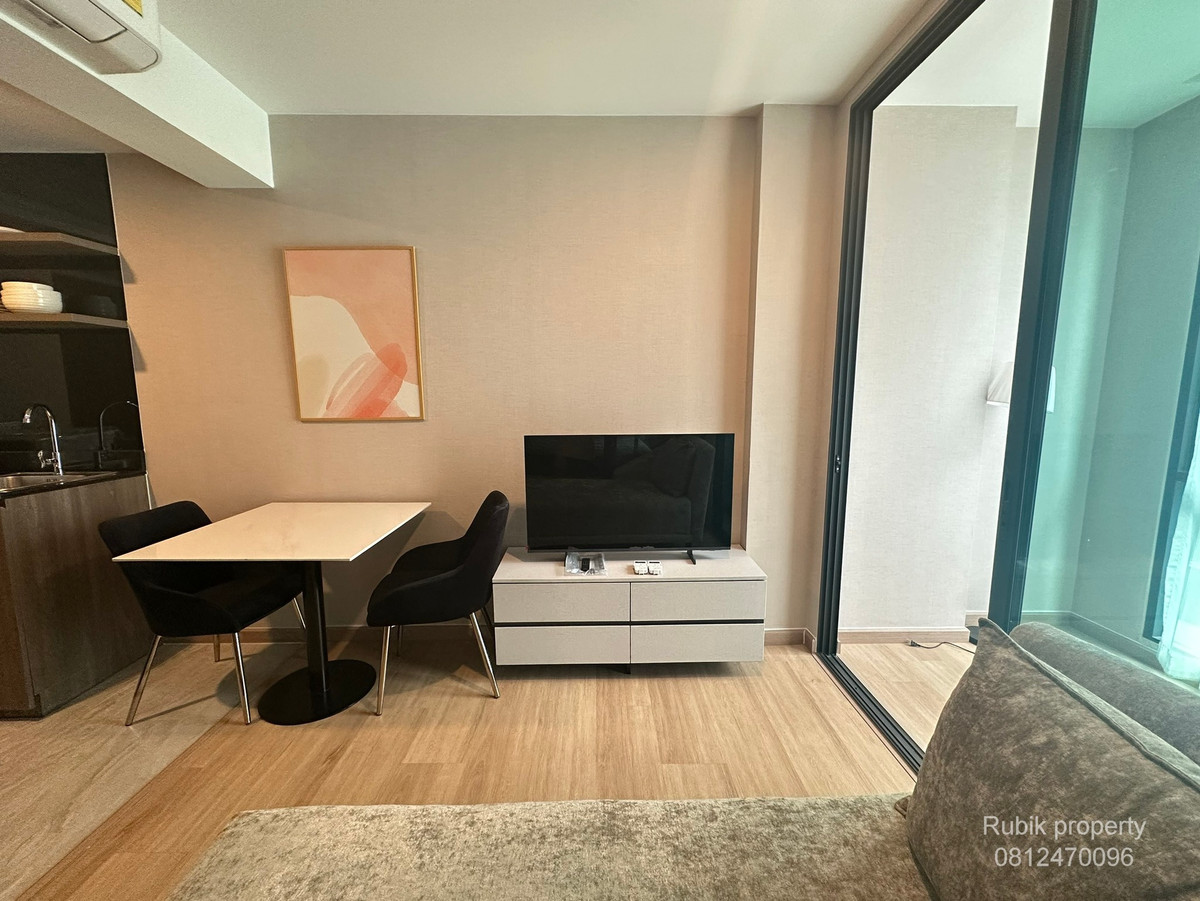 ให้เช่าคอนโดพระราม 9 เพชรบุรีตัดใหม่ RCA : 🏢 LLOYD SOONVIJAI – THONGLOR ✨ คอนโดใหม่เอี่ยม ใกล้ รพ.กรุงเทพ แค่ 86 เมตร! RB1613