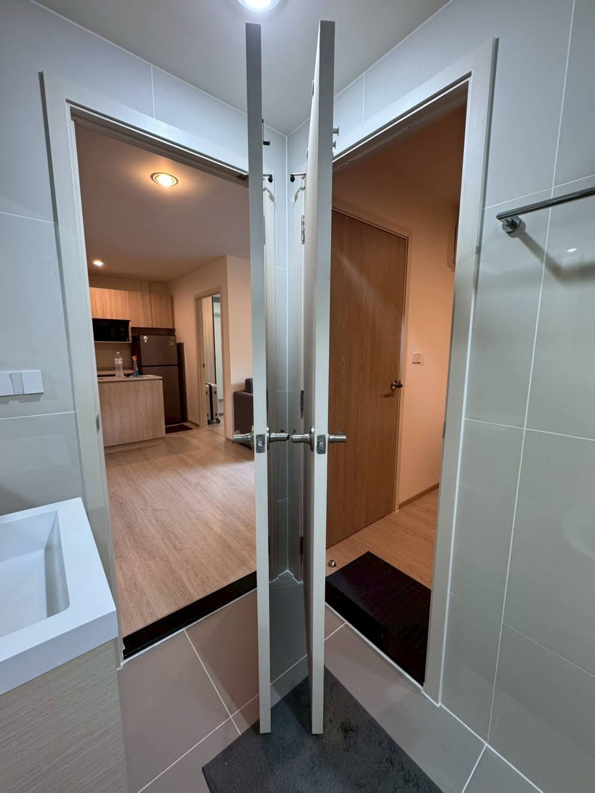 คอนโดพัฒนาการ ศรีนครินทร์ : PFD-07894  คอนโดให้เช่า Nue Z-Square Suan Luang Station (นิว ซี-สแควร์ สวนหลวง สเตชั่น) ใกล้ Seacon Square / ARL หัวหมาก / รถไฟฟ้าสายสีเหลือง