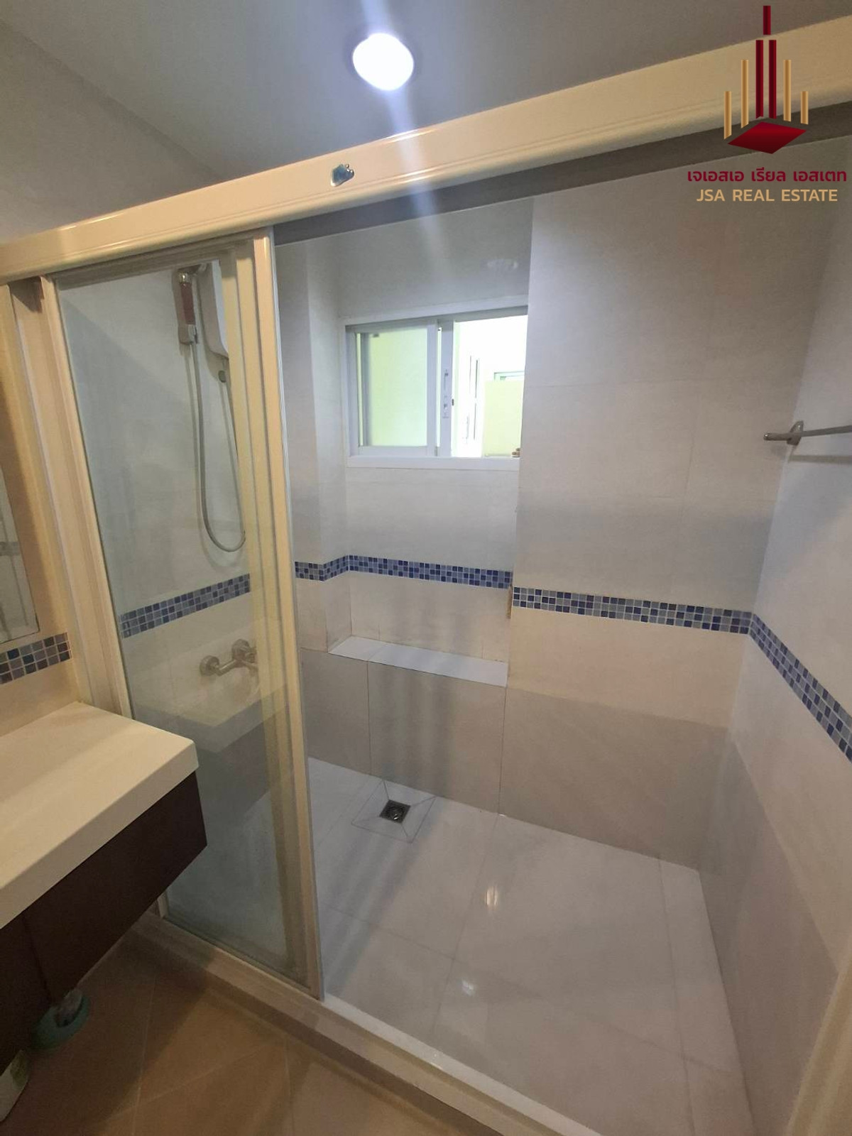 ให้เช่าคอนโดอารีย์ อนุสาวรีย์ : ✨ For Rent: Life @ Phahon - Ari  Condo ✨ 💰 Only 15,000 THB/month