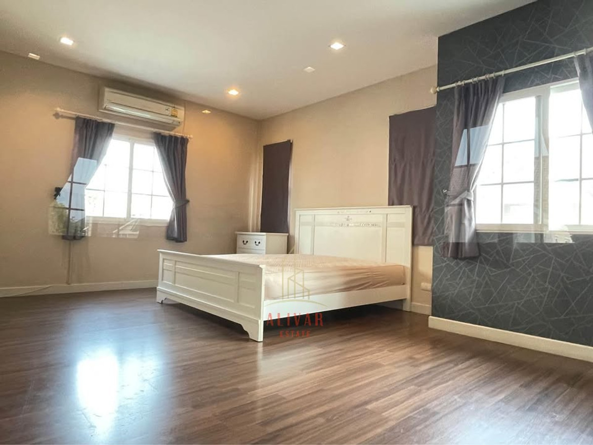 HouseNawamin, Ramindra : RH014426 For sale/rent, 2-story detached house, 3 bedrooms at Burasiri Panyaindra.