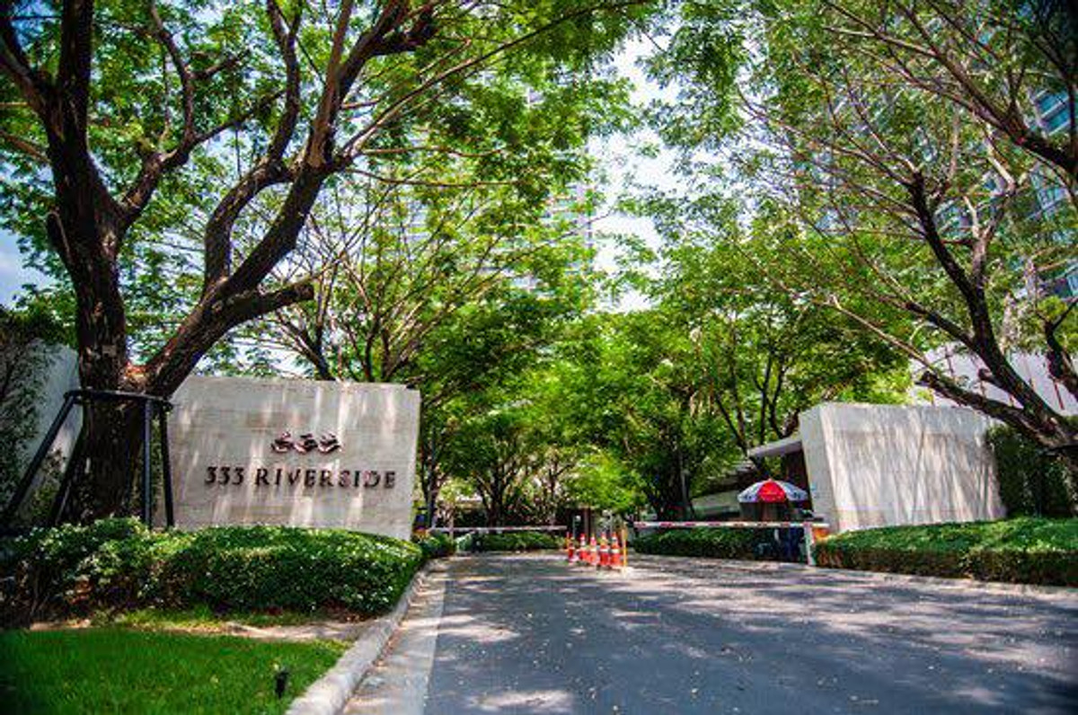 ขายคอนโดบางซื่อ วงศ์สว่าง เตาปูน : ขาย Ultra-Luxury Penthouse 333 Riverside Condominium
