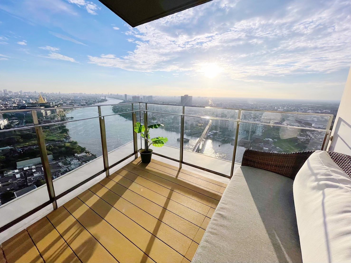 ขายคอนโดบางซื่อ วงศ์สว่าง เตาปูน : ขาย Ultra-Luxury Penthouse 333 Riverside Condominium