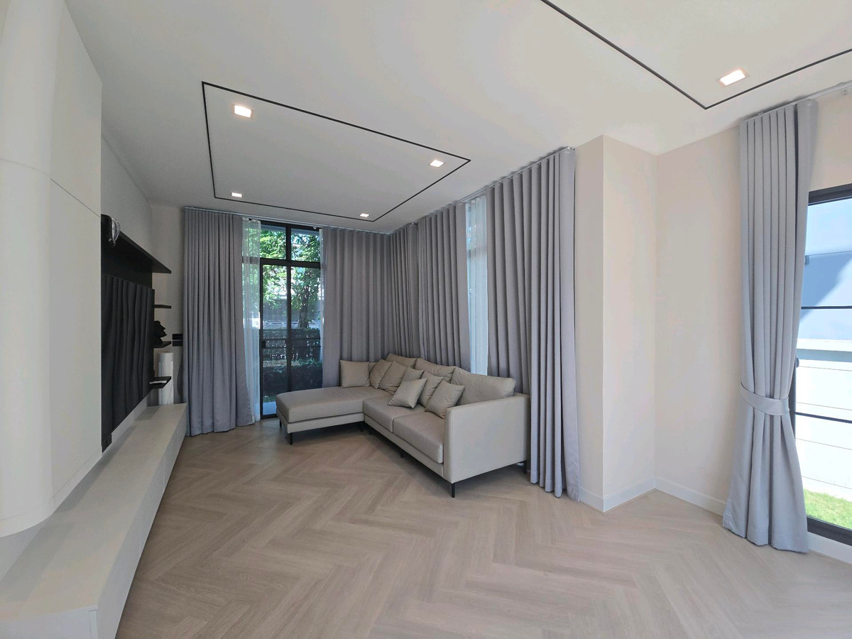 บ้านบางนา แบริ่ง ลาซาล : ขาย/เช่า บ้านเดี่ยว Bangkok Boulevard บางนา กม. 5 แต่งครบ พร้อมอยู่