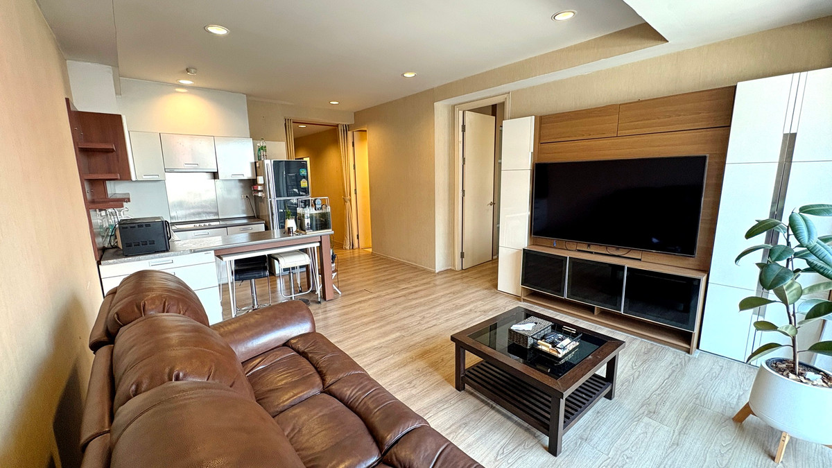 For SaleCondoRatchadapisek, Huaikwang, Suttisan : FOR RENT - 2 BEDROOM 84 SQ.M- READY TO MOVE IN - CALL NOW 094-641-5974